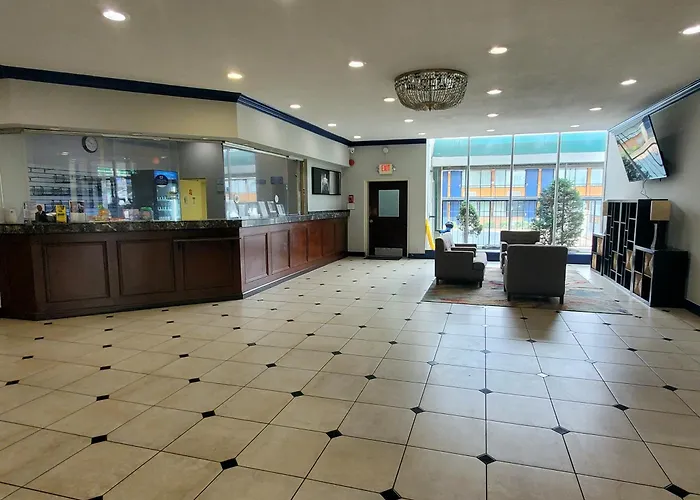 Gateway Hotel Washington