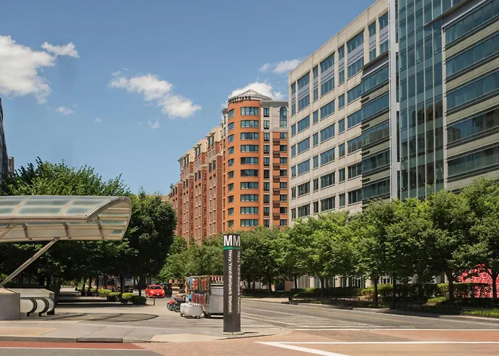 Courtyard By Marriott Washington Capitol Hill/Navy Yard Hotel